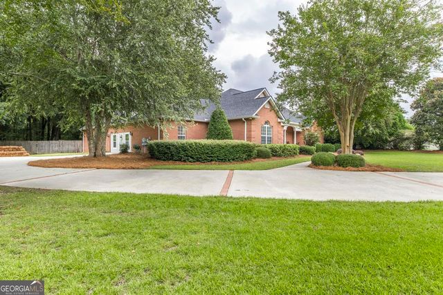 206 Jester Lane, Kathleen, GA 31047