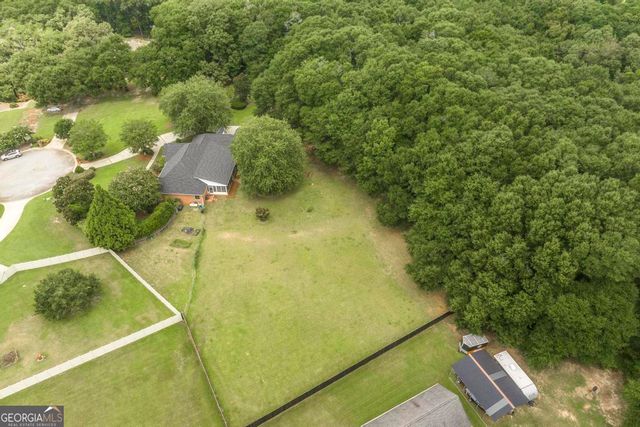 206 Jester Lane, Kathleen, GA 31047
