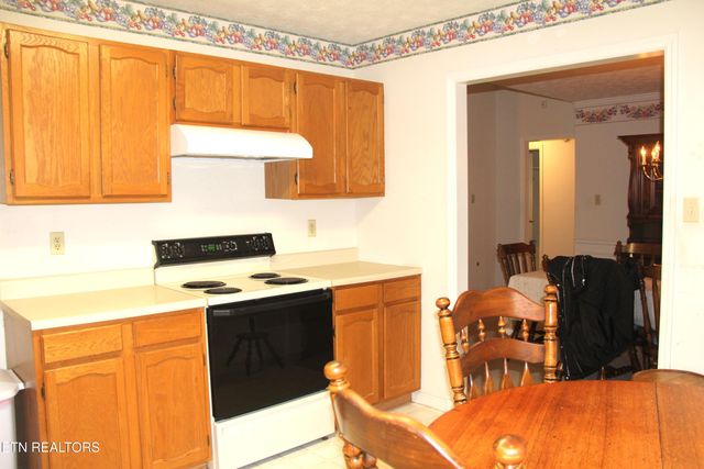 413 Herringbone Court, Powell, TN 37849