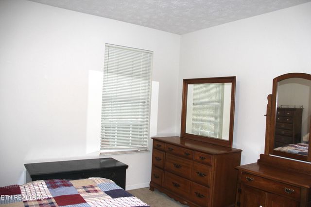 413 Herringbone Court, Powell, TN 37849