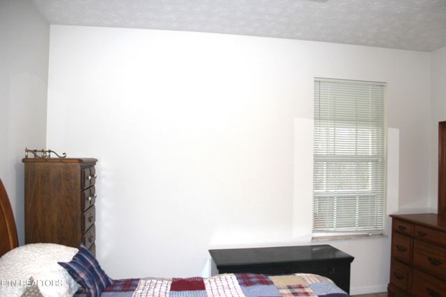 413 Herringbone Court, Powell, TN 37849