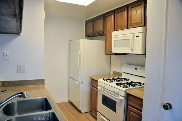 1189 W Sierra Madre, Azusa, CA 91702