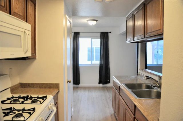 1189 W Sierra Madre, Azusa, CA 91702