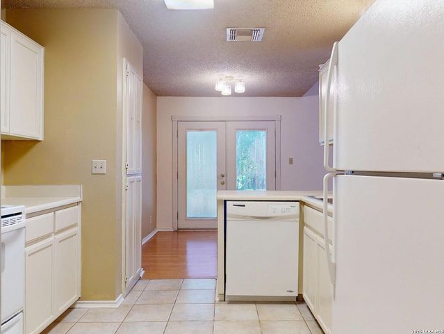 3201 Thrush Bend St, San Antonio, TX 78209