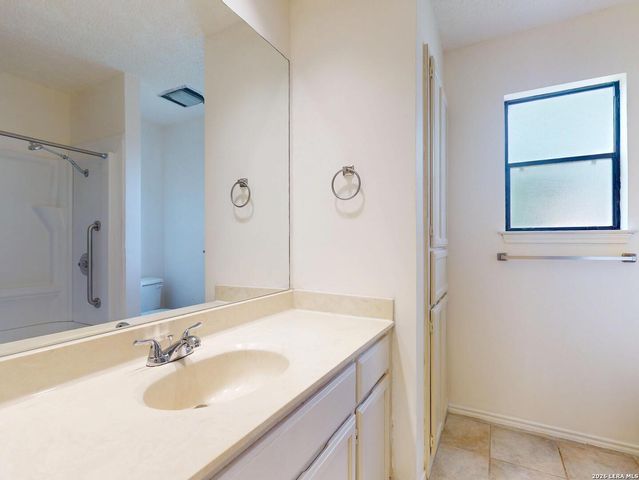 3201 Thrush Bend St, San Antonio, TX 78209