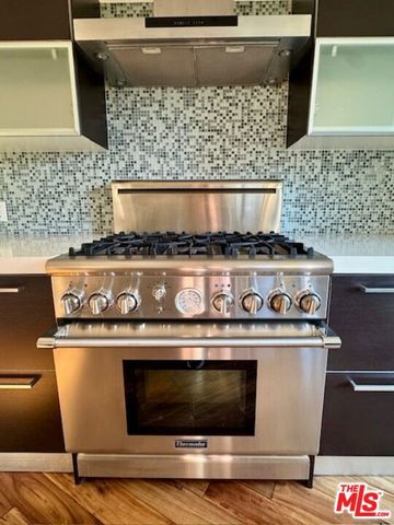 6441 BRYN MAWR Drive, Los Angeles, CA 90068