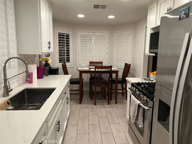 918 Ivy Street, Hemet, CA 92545