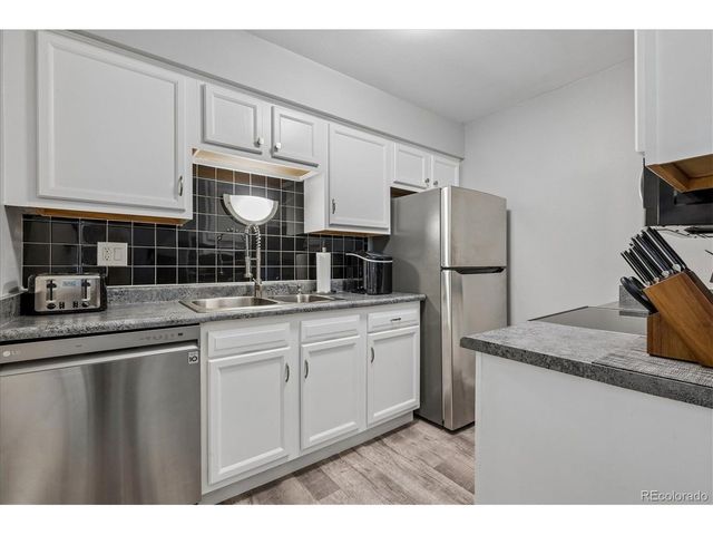 9195 E Lehigh Ave 169, Denver, CO 80237