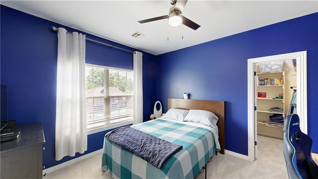 4203 NE Kenton Avenue, Bentonville, AR 72712