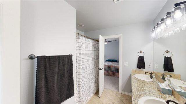4203 NE Kenton Avenue, Bentonville, AR 72712