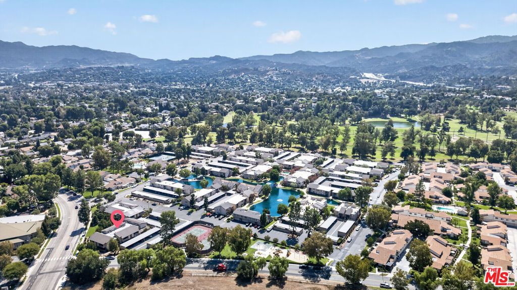 25825 Tournament Road I-14, Santa Clarita, CA 91355 — exterior