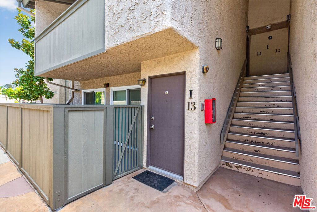 25825 Tournament Road I-14, Santa Clarita, CA 91355 — photo 5