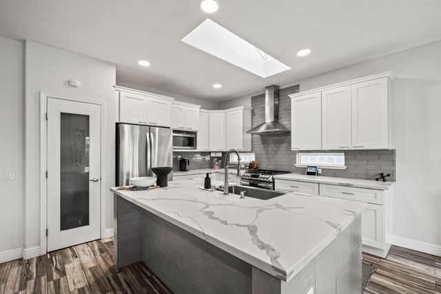 9909 Desert Willow Ct, Sacramento, CA 95829