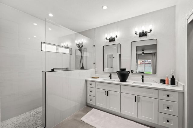 9909 Desert Willow Ct, Sacramento, CA 95829