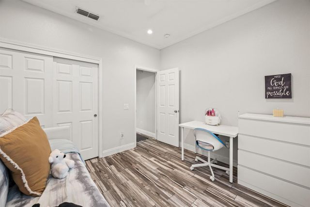 9909 Desert Willow Ct, Sacramento, CA 95829