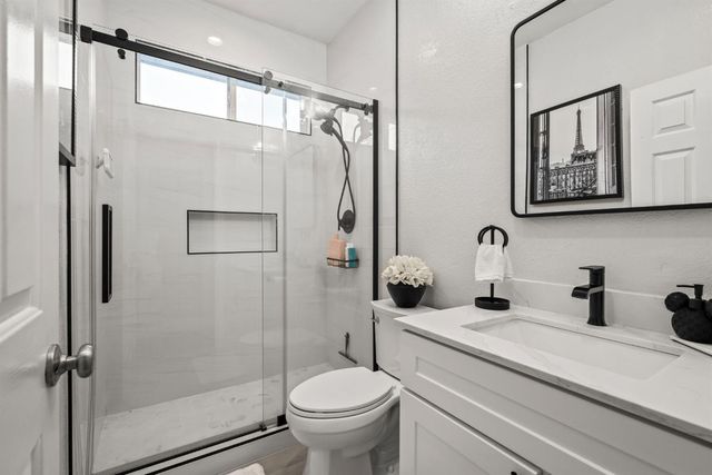 9909 Desert Willow Ct, Sacramento, CA 95829