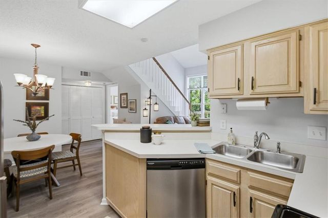 917 Mcgill Park Avenue NE, Atlanta, GA 30312