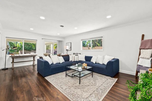 515 E Hoover, Orange, CA 92867
