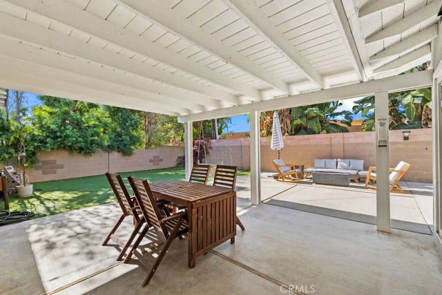 515 E Hoover, Orange, CA 92867