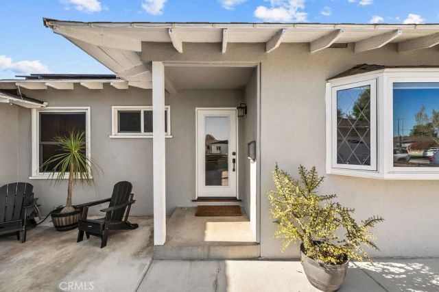 515 E Hoover, Orange, CA 92867