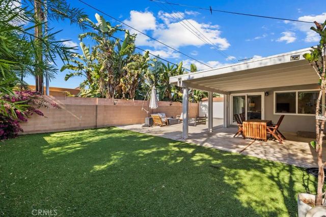 515 E Hoover, Orange, CA 92867