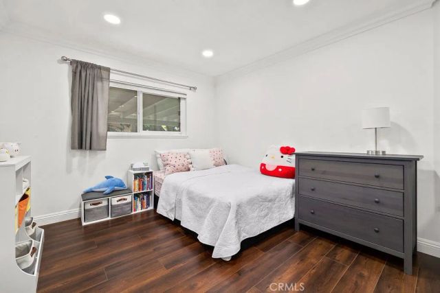 515 E Hoover, Orange, CA 92867