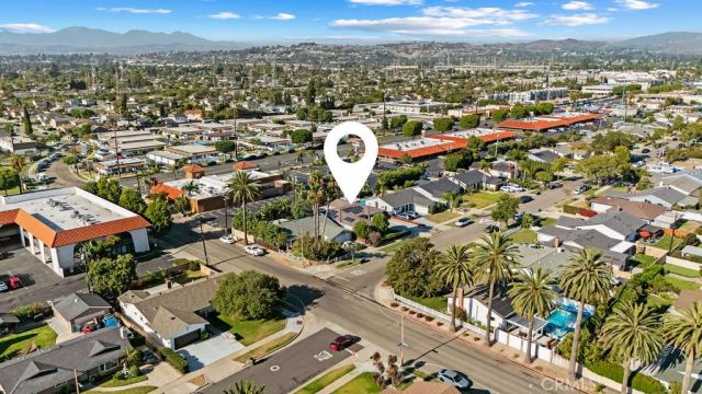 515 E Hoover, Orange, CA 92867