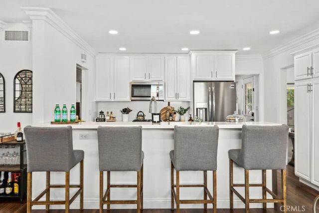 515 E Hoover, Orange, CA 92867