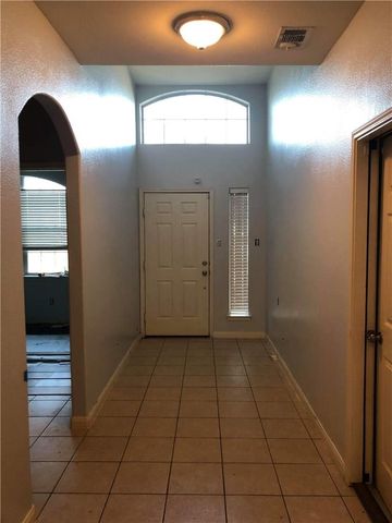 617 Canoe Way, Crowley, TX 76036