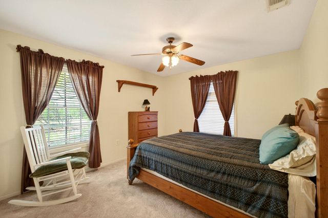 212 Halstedt RD, La Grange, TX 78945