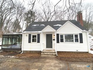94 Ludlow Road, Windsor, CT 06095