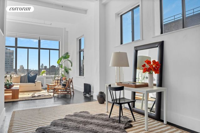 718 BROADWAY PHB, New York City, NY 10003