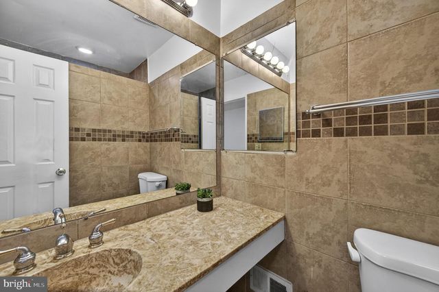 10600 VANTAGE CT, Potomac, MD 20854