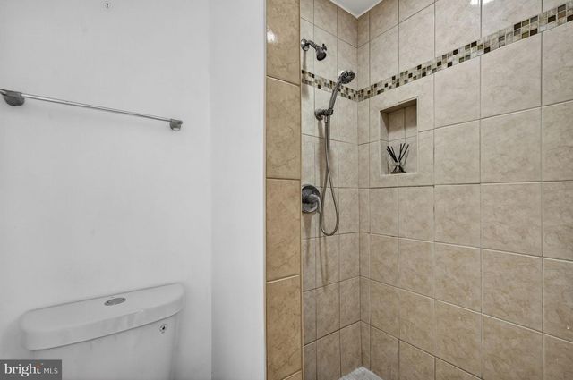 10600 VANTAGE CT, Potomac, MD 20854