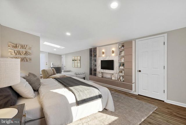 10600 VANTAGE CT, Potomac, MD 20854