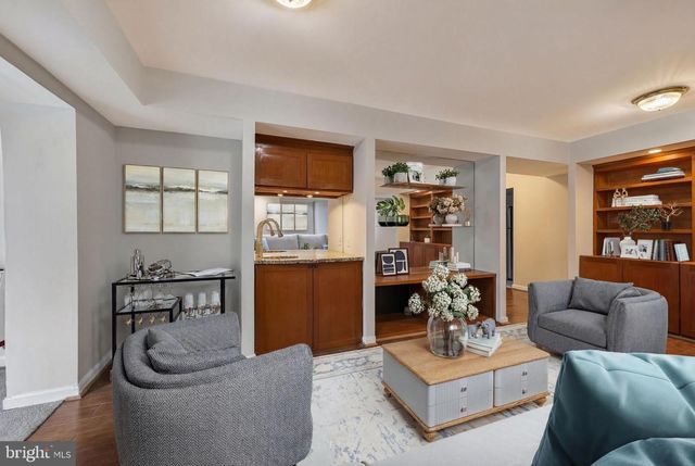 10600 VANTAGE CT, Potomac, MD 20854