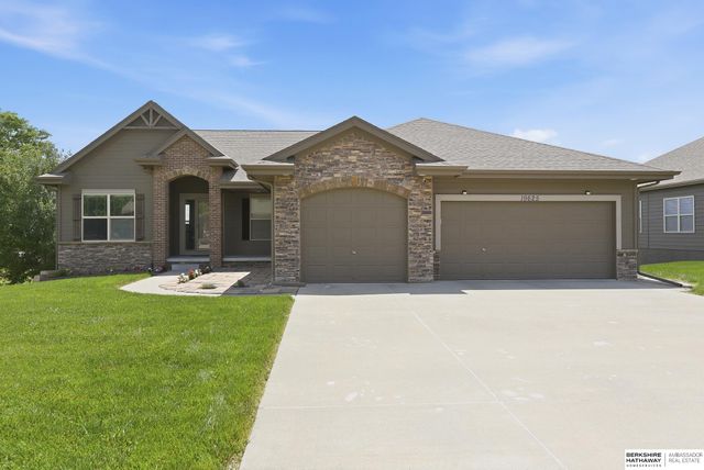 19625 Adams Street, Omaha, NE 68135
