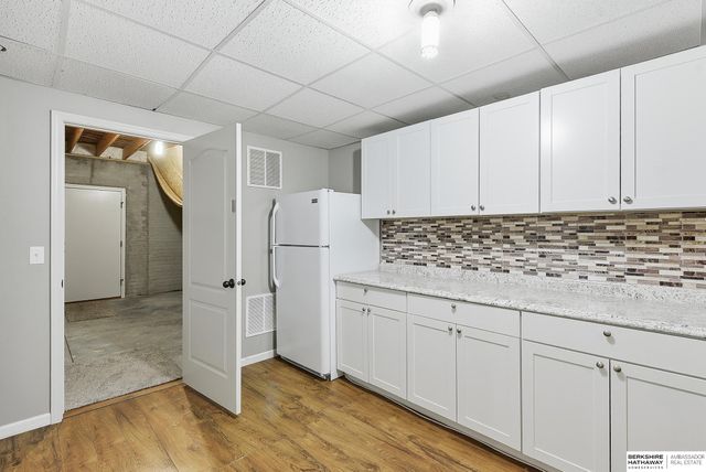 19625 Adams Street, Omaha, NE 68135