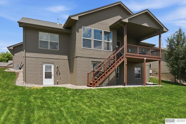 19625 Adams Street, Omaha, NE 68135