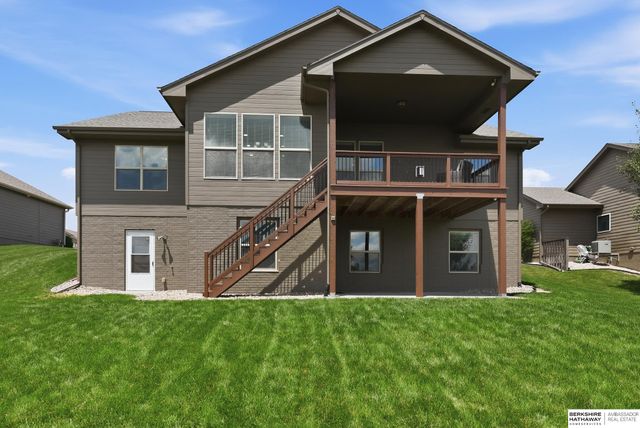 19625 Adams Street, Omaha, NE 68135