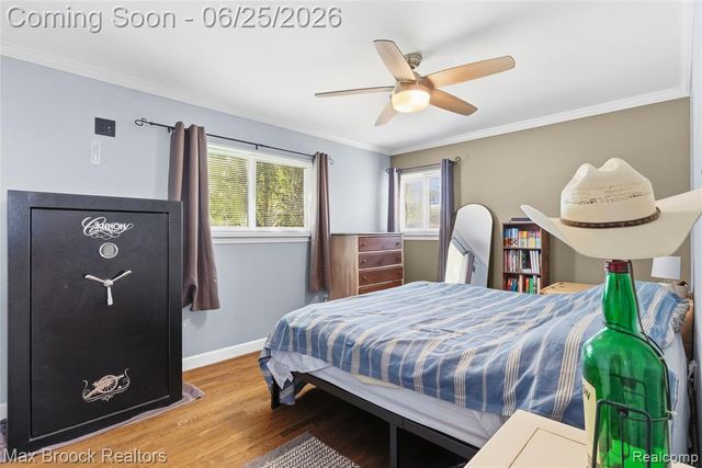 30250 Longfellow Avenue, Madison Heights, MI 48071