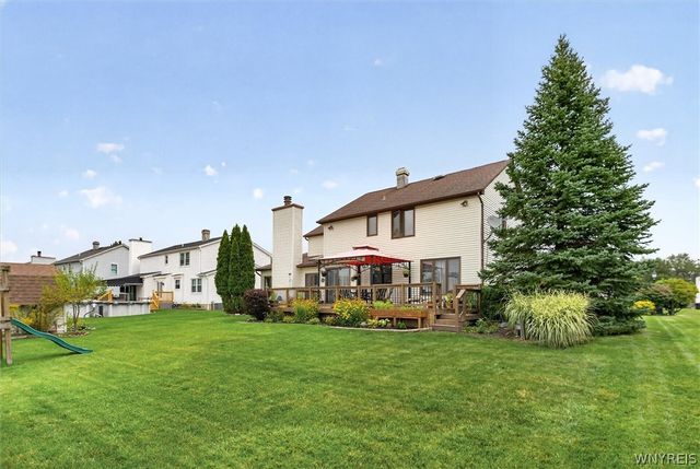 71 Pheasant Run Lane, Lancaster, NY 14086