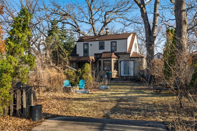 1412 Chautauqua Parkway, Des Moines, IA 50314