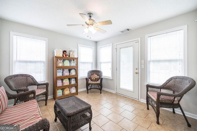 1828 Houston Lake Road, Kathleen, GA 31047
