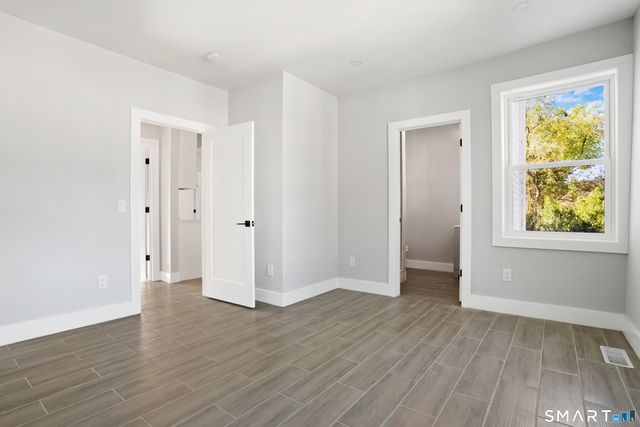 173 Wellsville Avenue A, New Milford, CT 06776