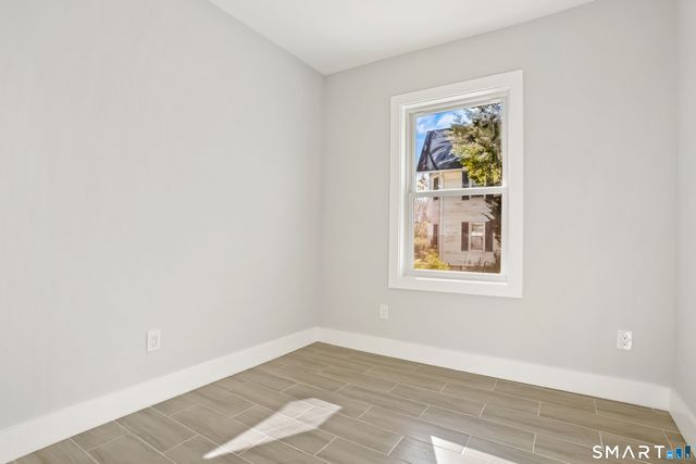 173 Wellsville Avenue A, New Milford, CT 06776