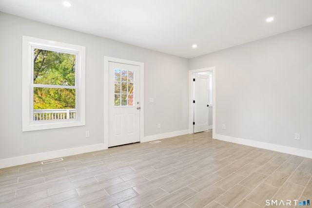 173 Wellsville Avenue A, New Milford, CT 06776