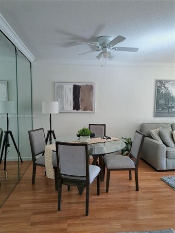 450 GOLDEN ISLES DR 3C, Hallandale Beach, FL 33009