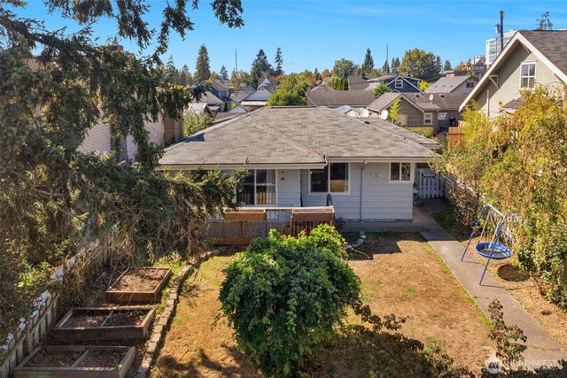 1516 Rainier Avenue, Everett, WA 98201
