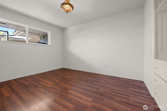 1516 Rainier Avenue, Everett, WA 98201